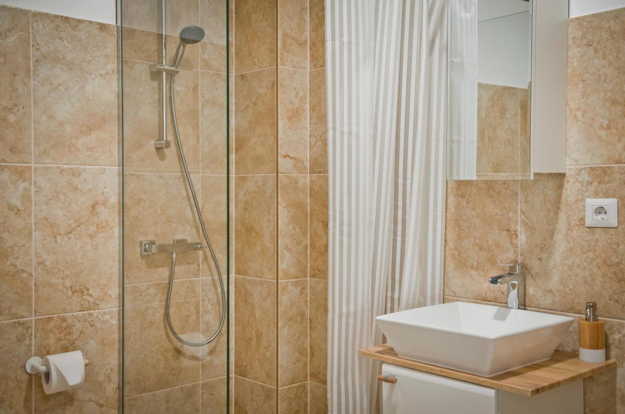 Sibiu Lotus Apartments Номер фото